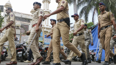'Tied to suicide case', Maharashtra special IG relieved of additional charge