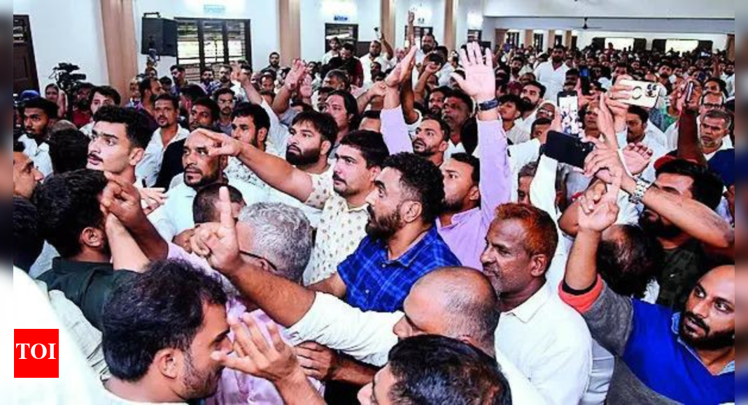 Mass resignations in Cong minority unit in Mangaluru over 'revenge killings'