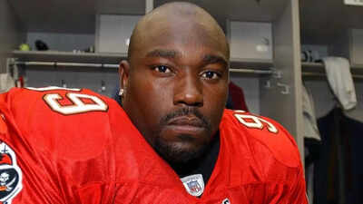  Warren Sapp’s bankruptcy bombshell stuns NFL fans