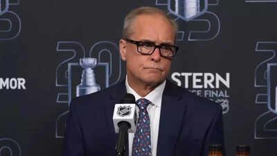 NHL fans stunned as Panthers, Hurricanes coaches ignore handshake after playoff series ends