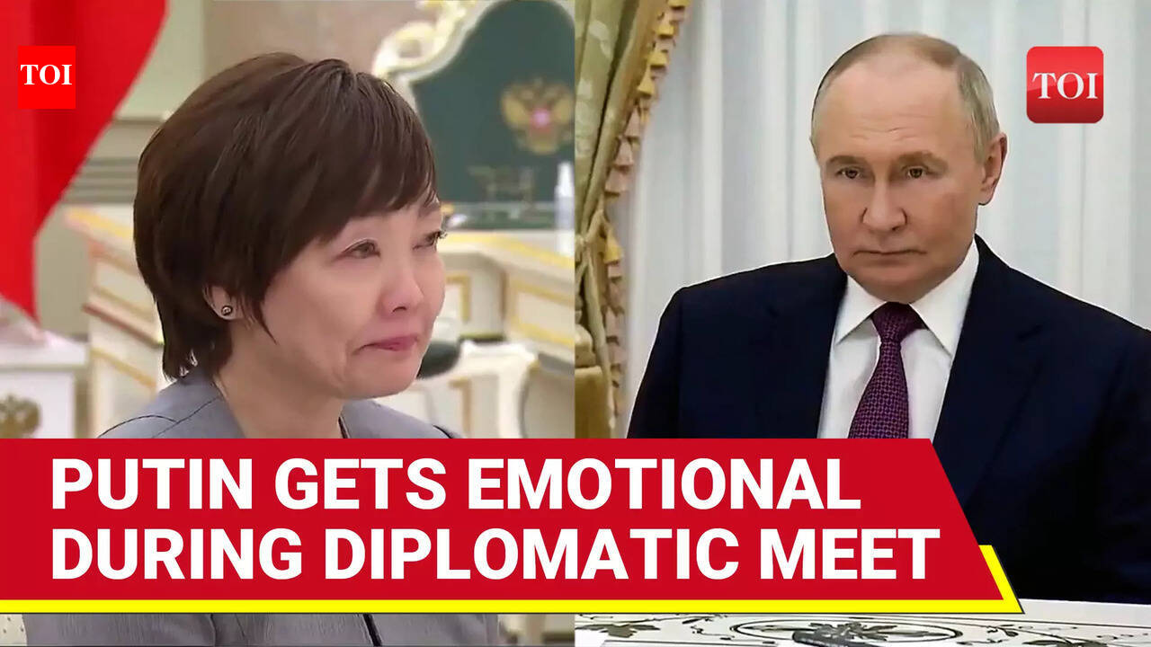 Rare! Putin Tears Up & Chokes During Diplomatic Meet At Kremlin; Abe's ...