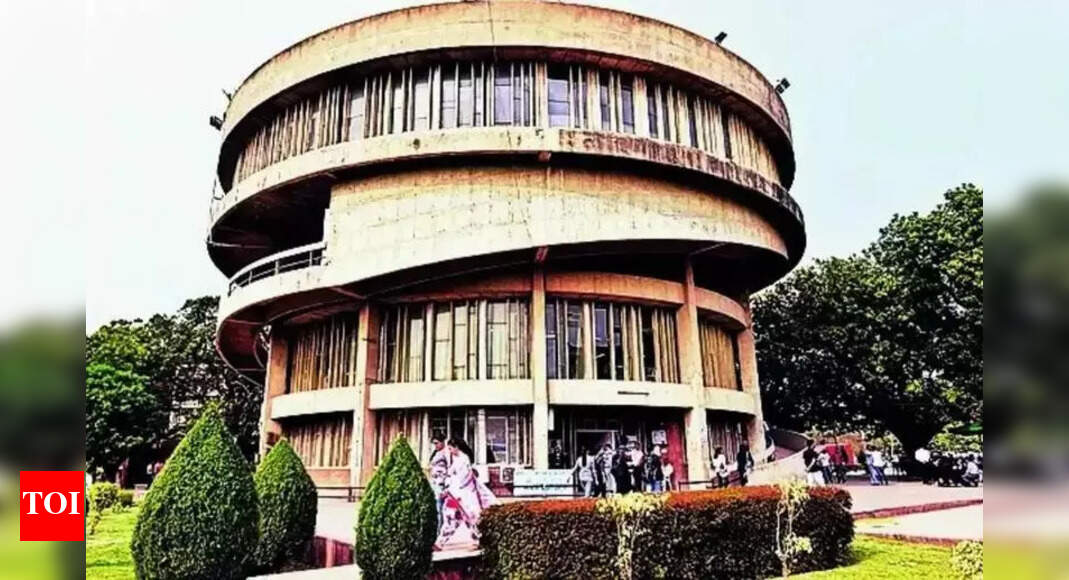 PU Forms Committee to Draft Student Council Constitution