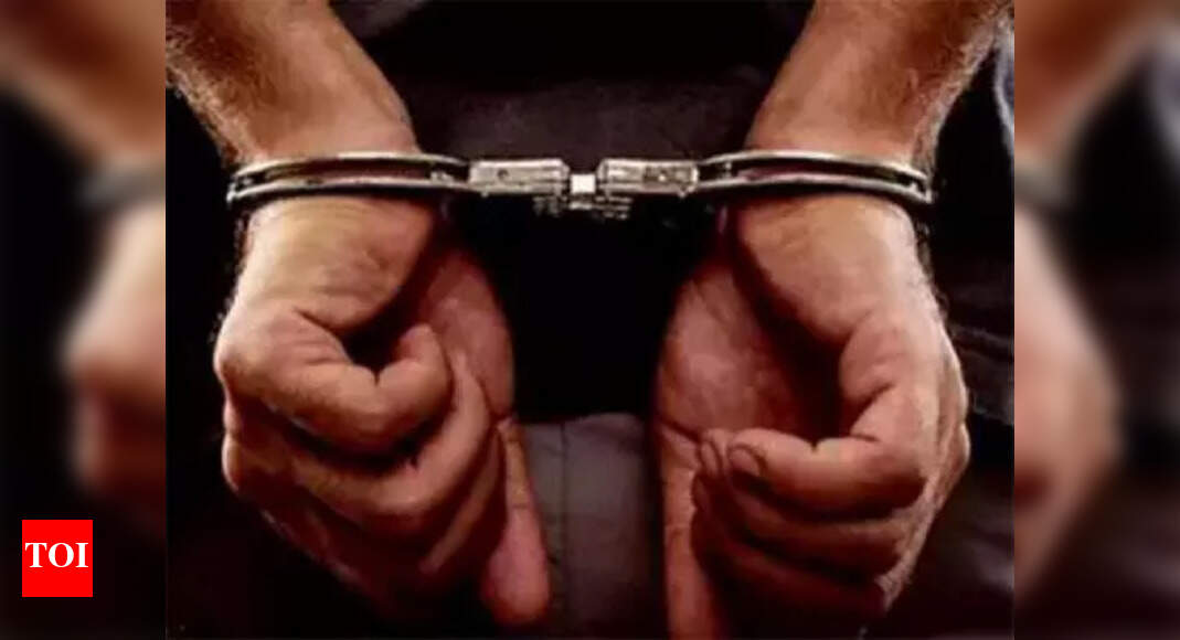 Five Assault Man in Ghaziabad After Car Water Incident