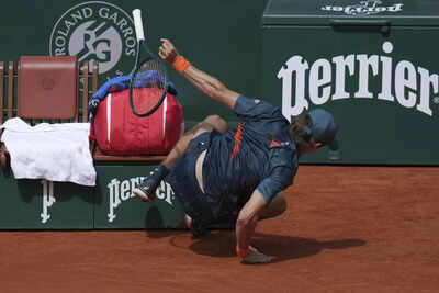 'It's all too much!': 'Tired' Alex De Minaur calls for shorter season