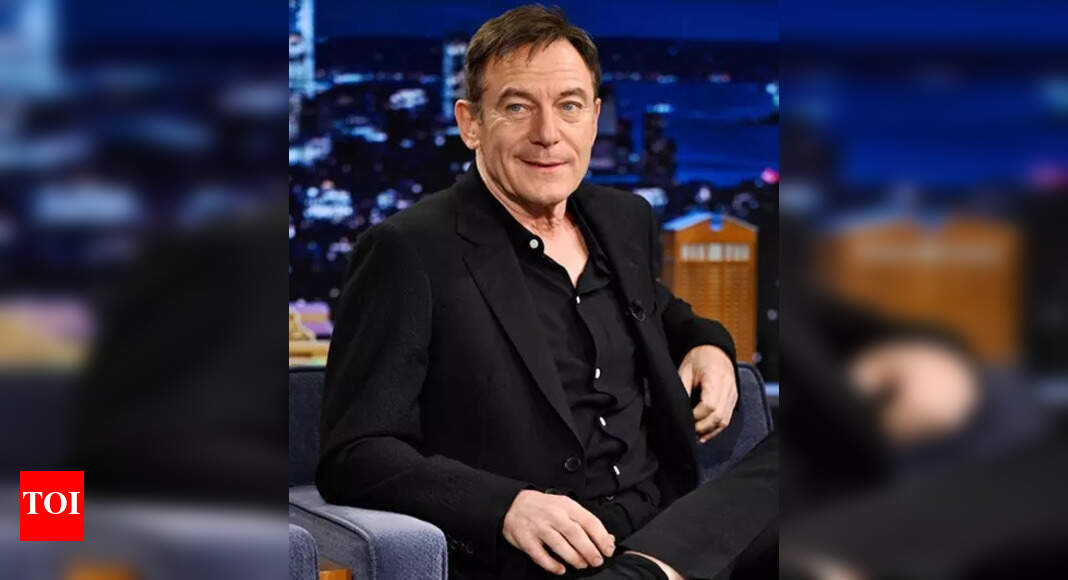 Jason Isaacs Shares Surprise Bond with Patrick Schwarzenegger on 'White Lotus'