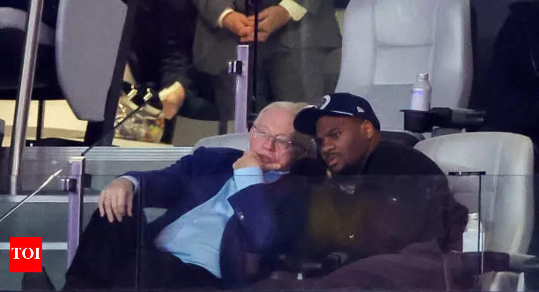 Cowboys delay $41M+ contract extension talks with Micah Parsons ahead of  minicamp | NFL News - Times of India