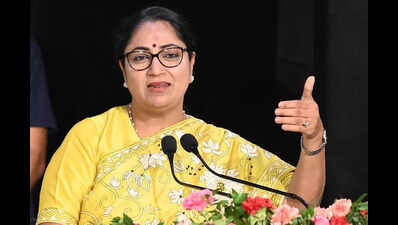 1.3k university students get scholarships; CM says committed to quality education