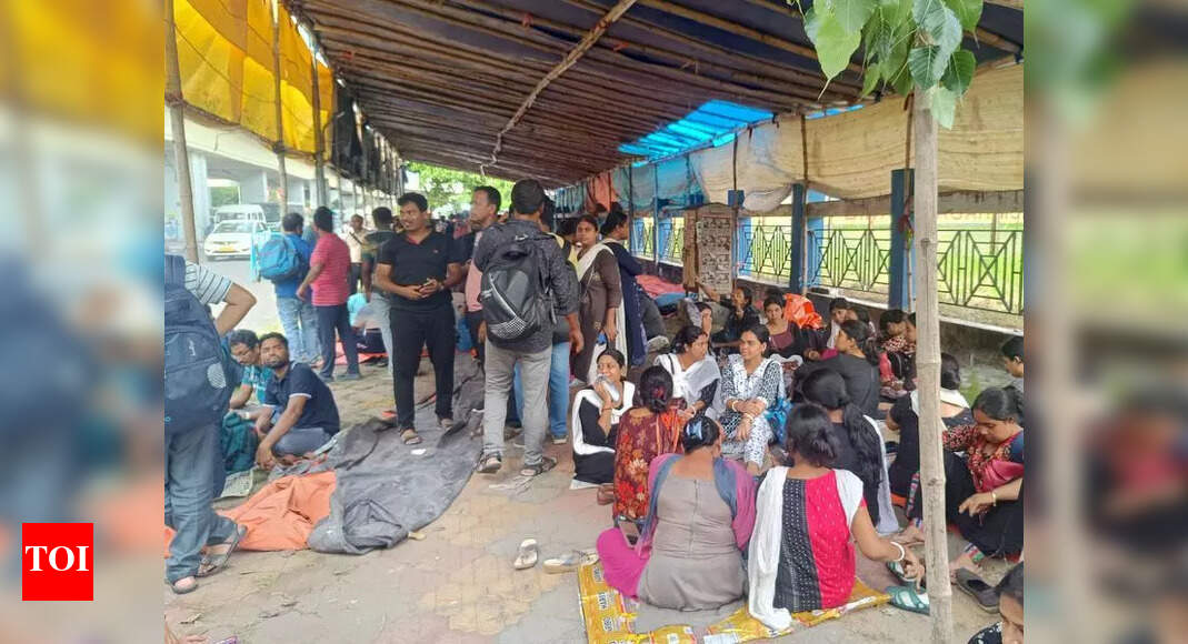 West Bengal Teachers Question Fairness of New Recruitment Process