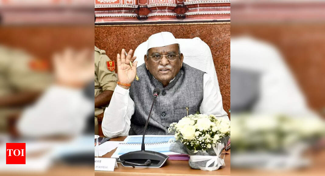 Jaipur Governor Urges Practical Teaching Methods