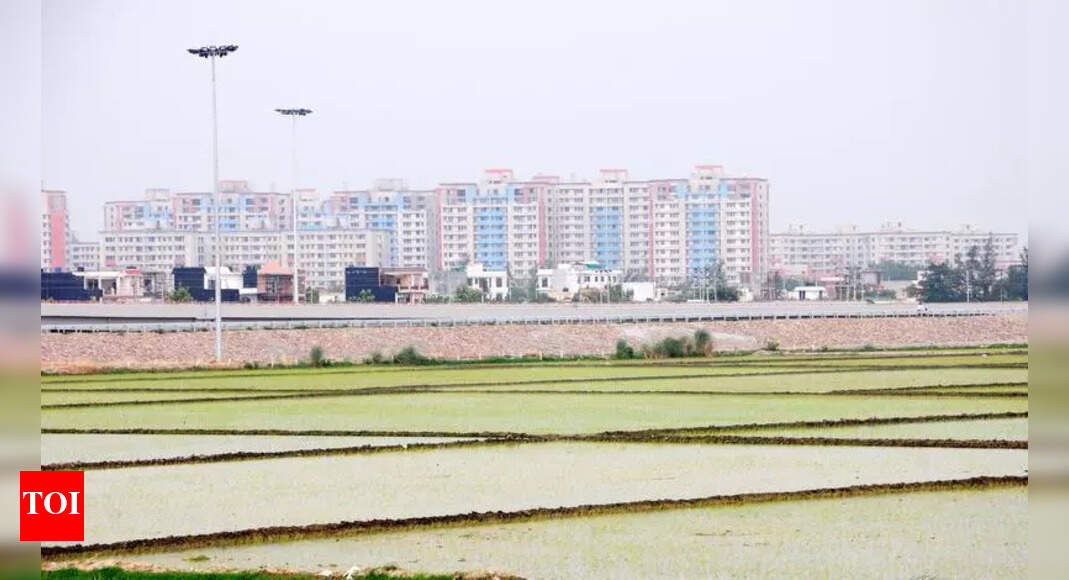 Tech Companies Invest ₹4,000 Crores Near Noida Airport