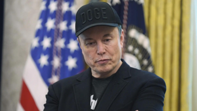 In farewell to Elon Musk, Donald Trump hails his cost-cutter-in-chief for 'colossal change'