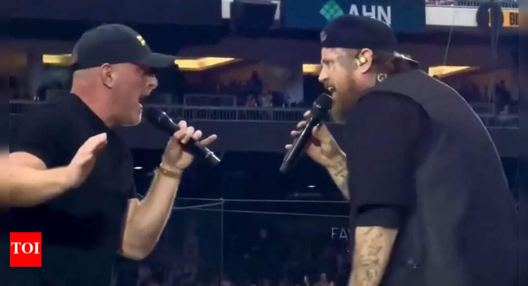 Pat McAfee Joins Jelly Roll for 'Renegade' Duet in Pittsburgh