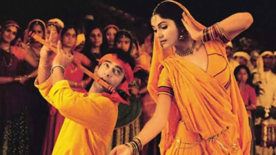 Academy honours ‘Lagaan’ with Aamir Khan and Gracy Singh’s iconic song ‘Radha Kaise Na Jale’; Fans get nostalgic