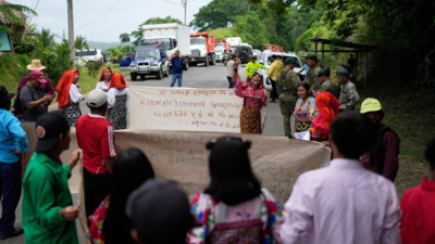 Panama launches maintenance work at contested mine