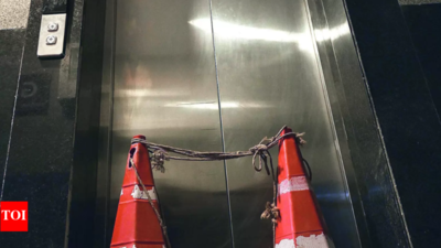 1 dead, 1 injured as car parking lift collapses into 7-metre pit at Borivali high-rise