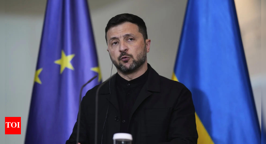 2 killed in Russian attacks on Ukraine as prospects for talks remain uncertain