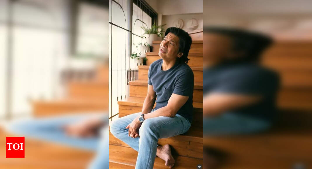 Shaan Honors KK With Soulful 'Tu Aashiqui Hai' Rendition