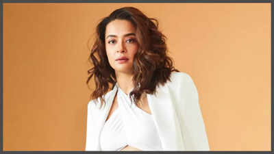 Surveen Chawla reveals how she introduced her 3-year-old daughter to concept of periods: 'She knows what a v*gina is because...'