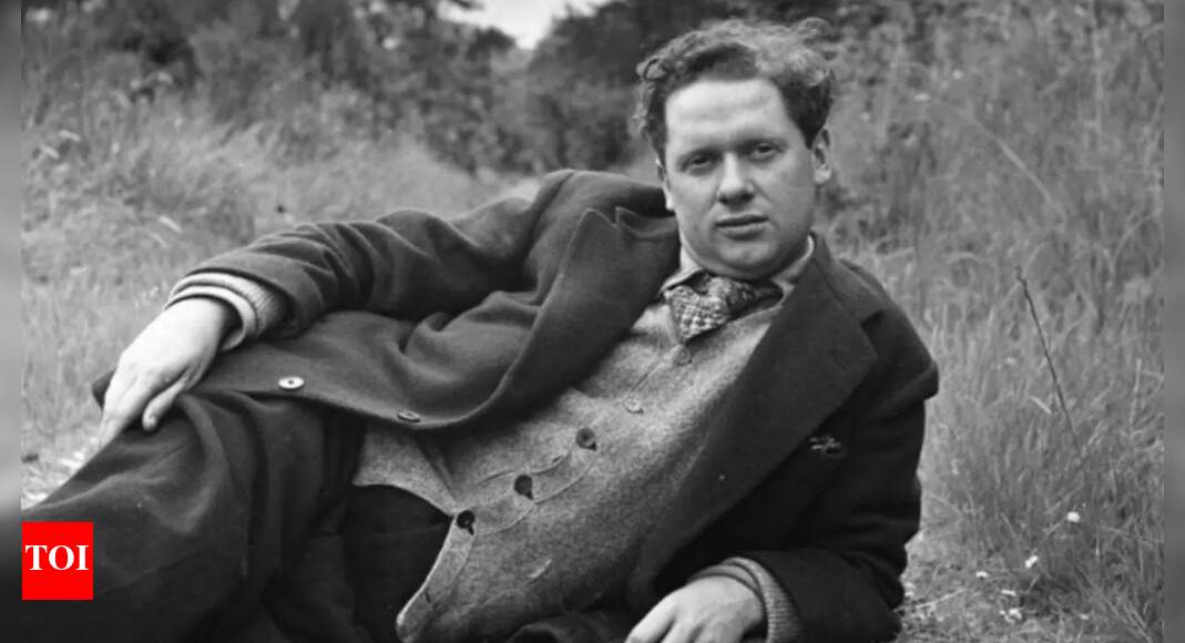 Rare Photos Capture Dylan Thomas's Anger Over Missing Paycheck