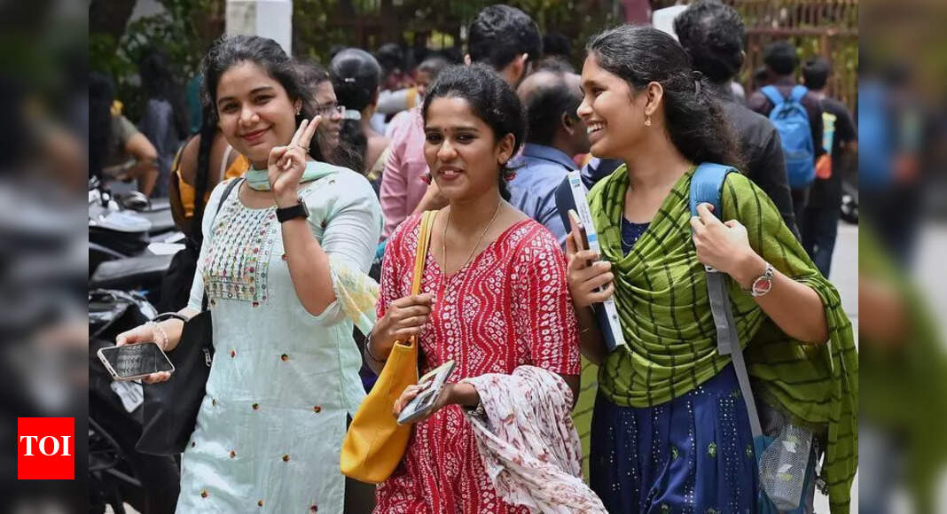 Madras University Job Fair: Hundreds of Students Get Offers