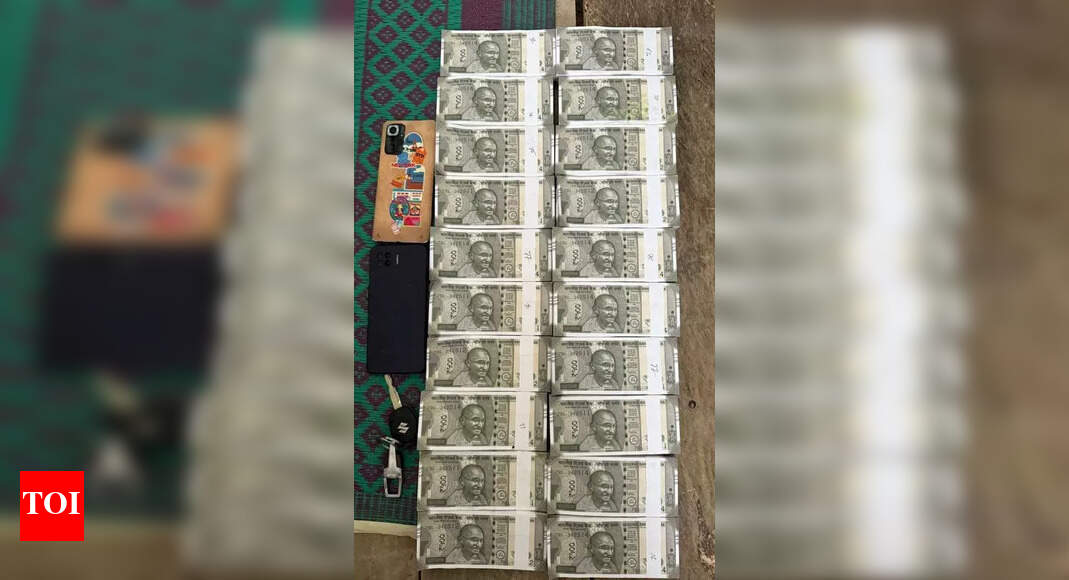 Man Arrested for Transporting Fake Currency in Lakhimpur