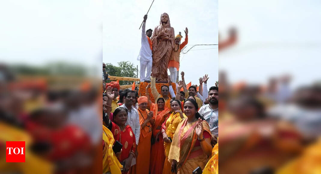 Haryana CM Urges Citizens to Emulate Ahilyabai Holkar