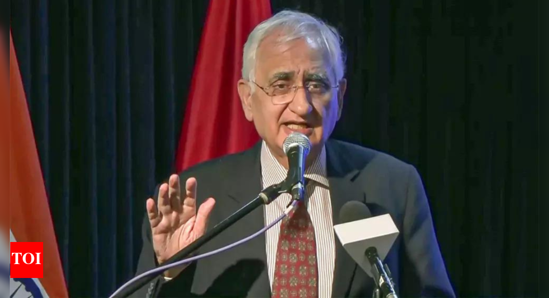 After Tharoor row, Salman Khurshid's take on Art 370 fresh headache for Congress