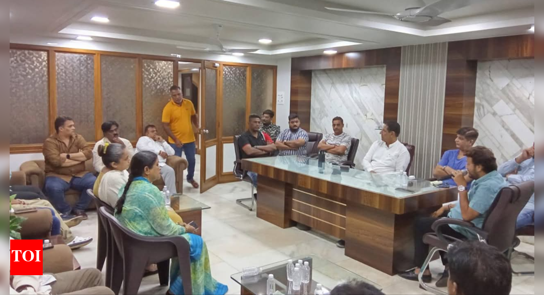 Kalani Family Considers BJP Return for Ulhasnagar Elections