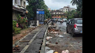 Vasco St Andre’s Church junction widening begins