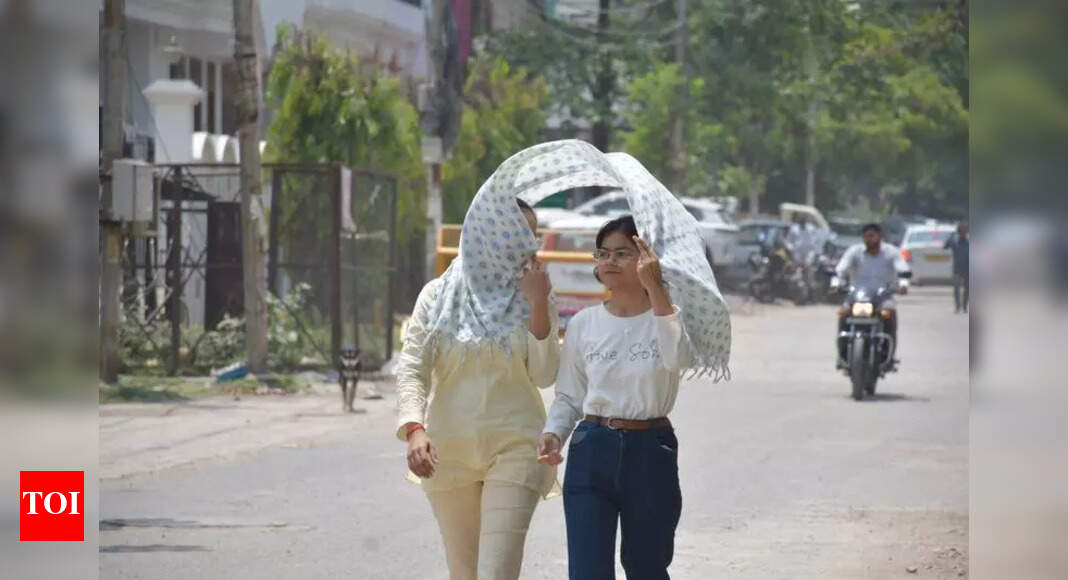 Sultry Weather Leads to Health Concerns in Prayagraj