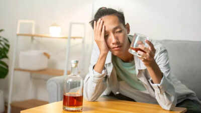 Alcohol brain damage? Expert says you might be suffering from it; symptoms to know