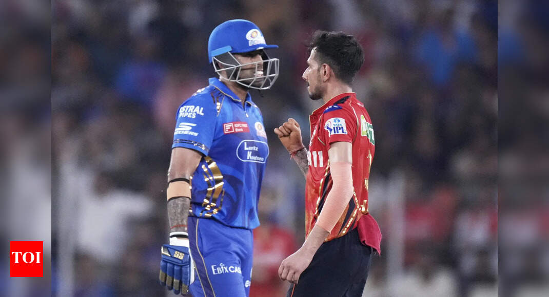 Watch: RJ Mahvash, Preity Zinta erupt in joy as Yuzvendra Chahal dismisses Suryakumar Yadav | Cricket News – Times of India