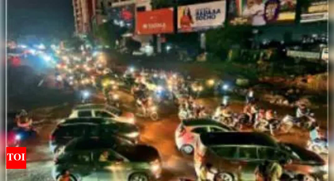 Pune Traffic: Widening Improves Flow, Congestion Remains
