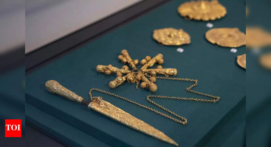 RU Offers Unique Museology Course to Preserve Artefacts