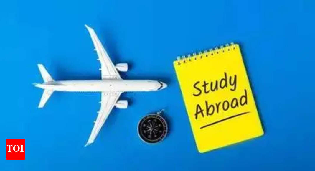Lucknow Students Shift to Europe for Higher Education