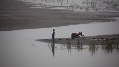 Pakistan crop-sowing in crisis as dams run low, India tightens Chenab flow