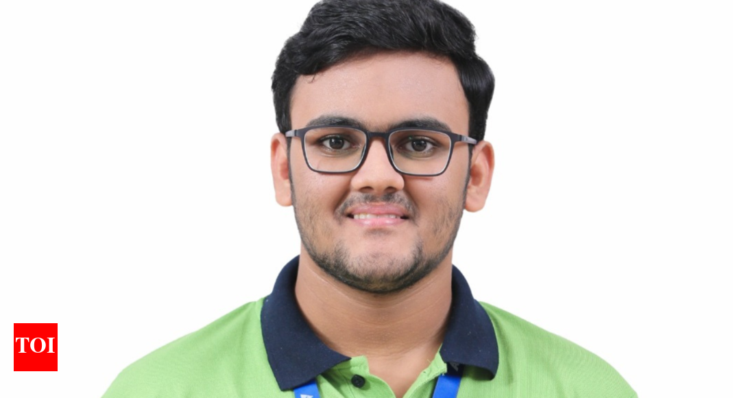 Devdutta Majhi from Bengal Achieves AIR 16 in JEE Advanced