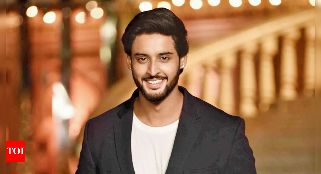 Saru: Shagun Pandey Prepares for Teacher Role