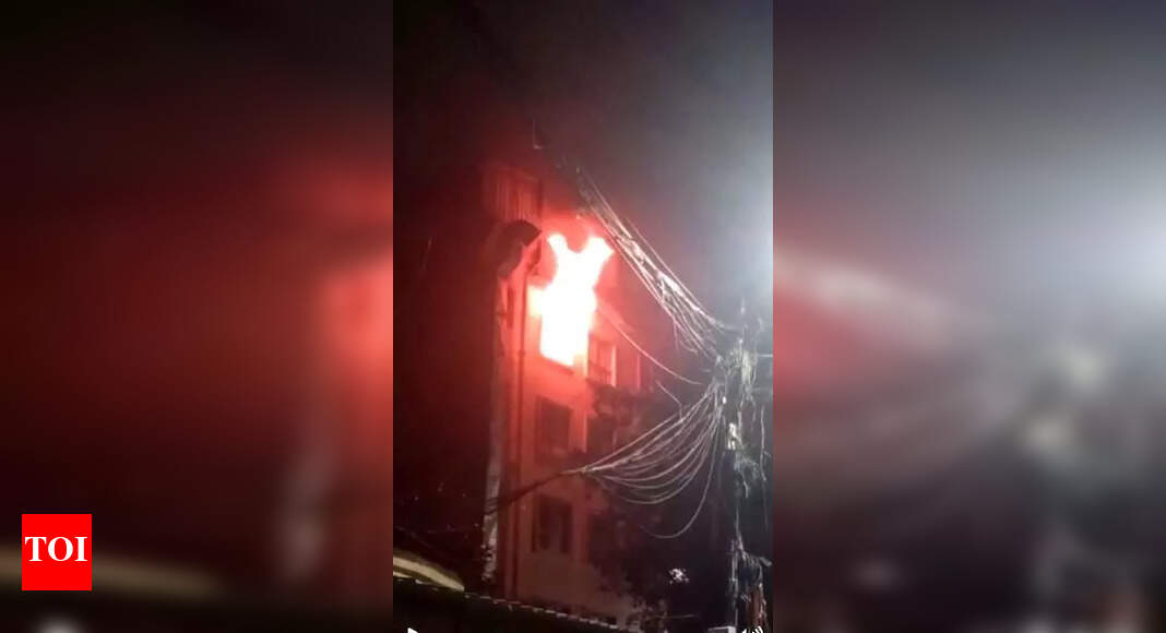Hotel Fire Forces Evacuation in Kolkata, No Injuries Reported