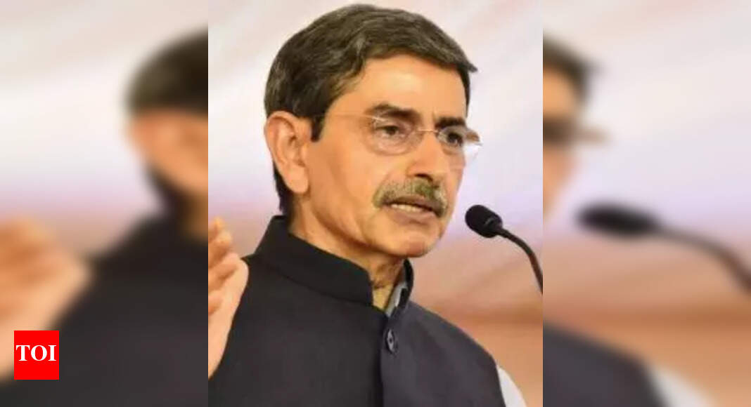 Stalin Criticizes Governor's Actions and Accuses Census Delay