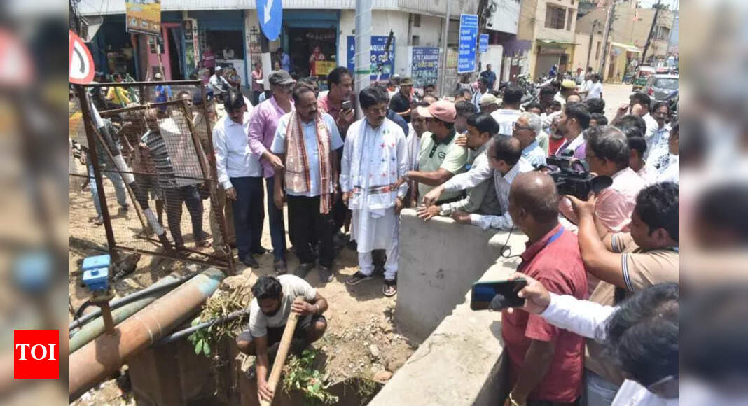 Minister Inspects Cuttack Drainage System Before Monsoon