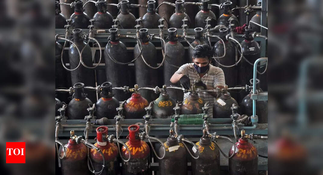 Maharashtra Orders Mock Drills for Oxygen Plants Amid Respiratory Concerns