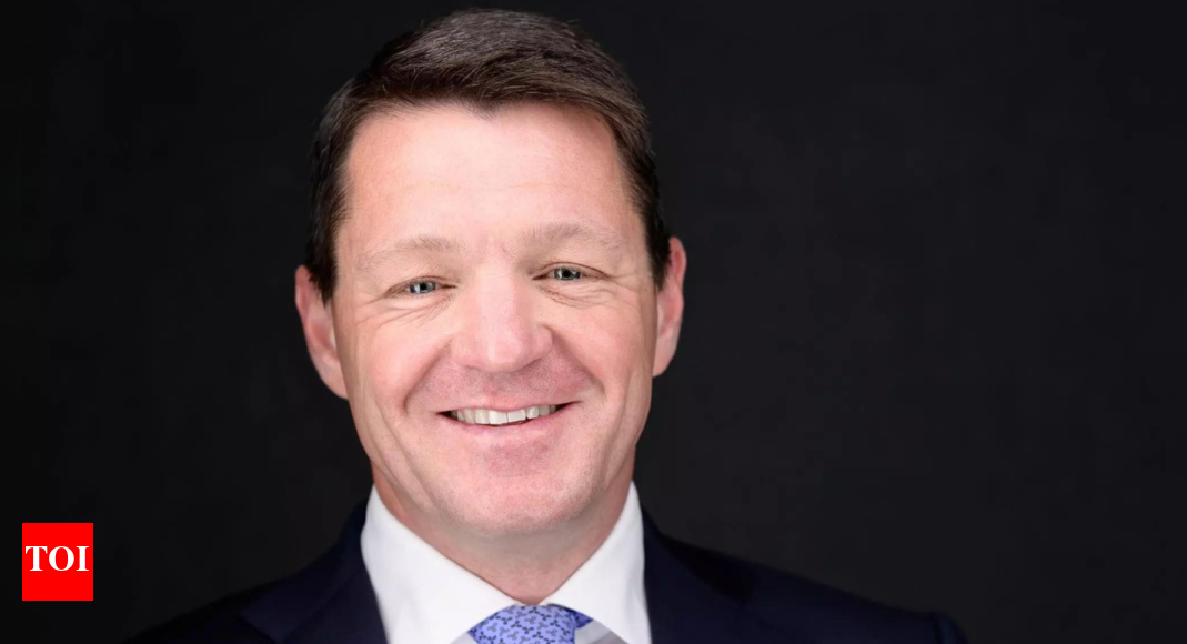 IndiGo CEO backs government policy as Emirates seeks more seats