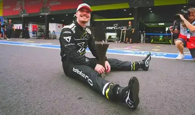 Dan Ticktum responds as George Russell hints a Formula E driver did what Max Verstappen did, says “To be likened to him is a positive”