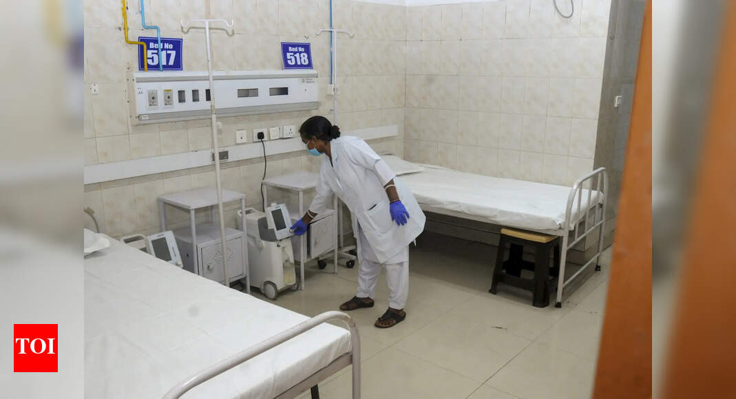 COVID-19 Cases Rise Across India, Prompting Precautions