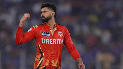  Shreyas Iyer's old video with Rohit Sharma goes viral