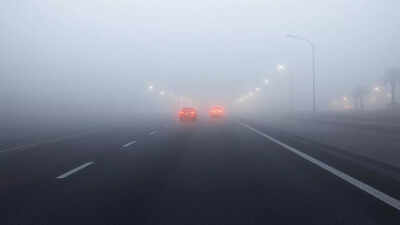  Heavy fog, dusty winds disrupts visibility across Ras Al Khaimah; motorists, mariners warned
