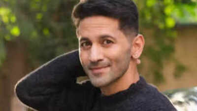 Actor Vibhu Raghave dies after cancer battle: Subtle signs of colon cancer that often get missed