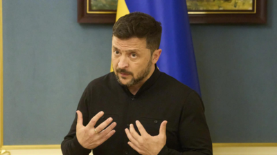 Zelenskyy says Russia 'deliberately' targeting civilians after 3 killed in Sumy