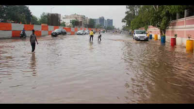 Isolated showers bring respite as day temperature drops 9 degrees below normal